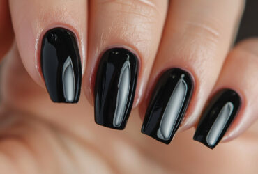 Black Acrylic Nail Ideas