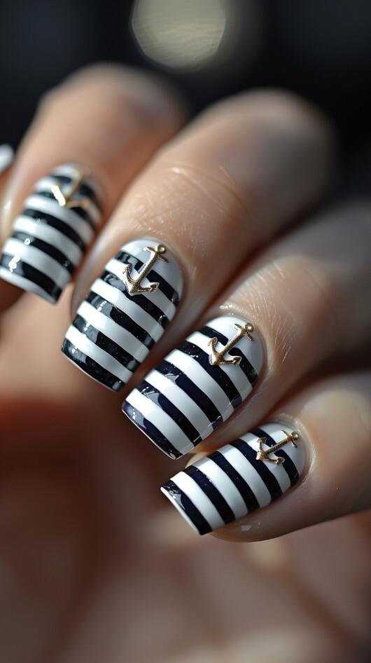 chic nautical stripe nail design